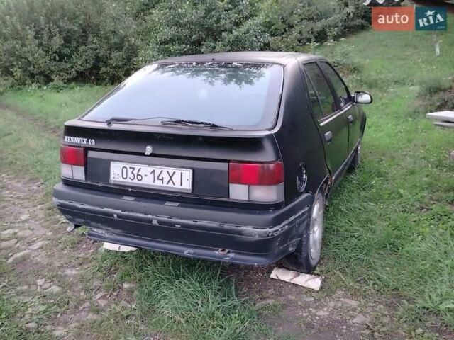 Чорний Рено 19, об'ємом двигуна 1.7 л та пробігом 350 тис. км за 450 $, фото 2 на Automoto.ua