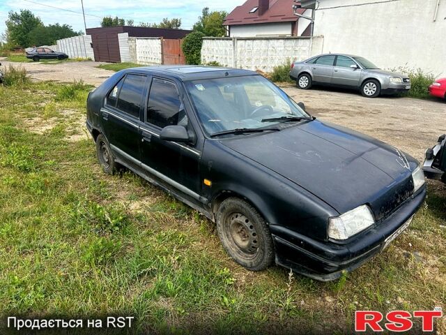 Черный Рено 19, объемом двигателя 1.7 л и пробегом 222 тыс. км за 375 $, фото 2 на Automoto.ua