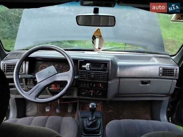 Чорний Рено 19, об'ємом двигуна 1.7 л та пробігом 350 тис. км за 450 $, фото 6 на Automoto.ua