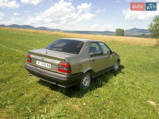 Черный Рено 19, объемом двигателя 1.7 л и пробегом 170 тыс. км за 750 $, фото 4 на Automoto.ua
