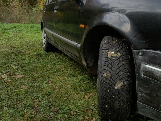 Рено 19 1990 в Тернополе на Automoto.ua Черный Рено 19, объемом двигателя 1.7 л и пробегом 377 тыс. км за 800 $, фото 1 на Automoto.ua