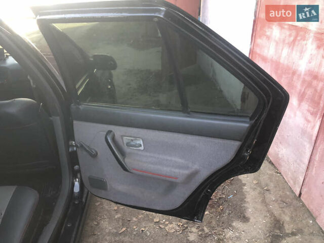 Чорний Рено 19, об'ємом двигуна 1.8 л та пробігом 197 тис. км за 1399 $, фото 9 на Automoto.ua