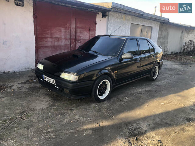 Чорний Рено 19, об'ємом двигуна 1.8 л та пробігом 197 тис. км за 1399 $, фото 2 на Automoto.ua