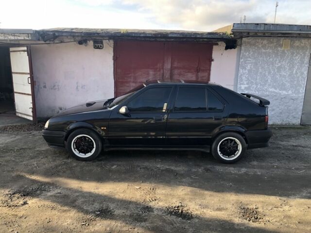 Чорний Рено 19, об'ємом двигуна 1.8 л та пробігом 197 тис. км за 1399 $, фото 5 на Automoto.ua