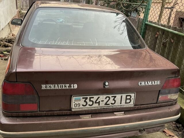 Коричневый Рено 19, объемом двигателя 1.4 л и пробегом 258 тыс. км за 800 $, фото 1 на Automoto.ua