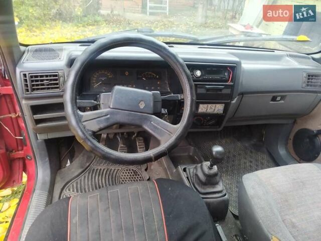 Червоний Рено 19, об'ємом двигуна 1.4 л та пробігом 370 тис. км за 550 $, фото 10 на Automoto.ua