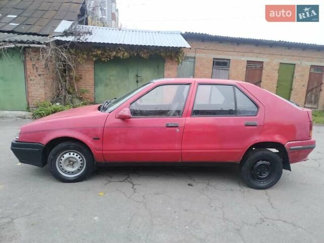 Червоний Рено 19, об'ємом двигуна 1.4 л та пробігом 370 тис. км за 550 $, фото 2 на Automoto.ua