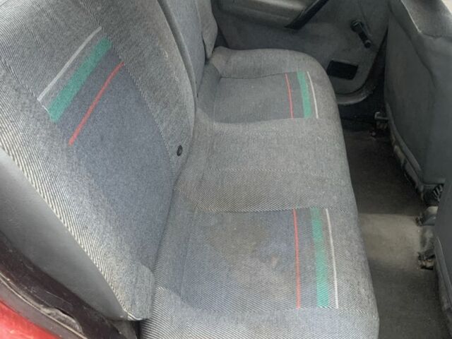 Красный Рено 19, объемом двигателя 1.4 л и пробегом 300 тыс. км за 600 $, фото 8 на Automoto.ua