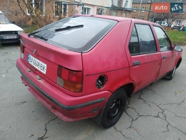 Червоний Рено 19, об'ємом двигуна 1.4 л та пробігом 370 тис. км за 550 $, фото 4 на Automoto.ua