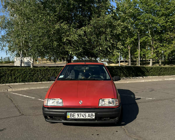 Красный Рено 19, объемом двигателя 0 л и пробегом 376 тыс. км за 1200 $, фото 3 на Automoto.ua