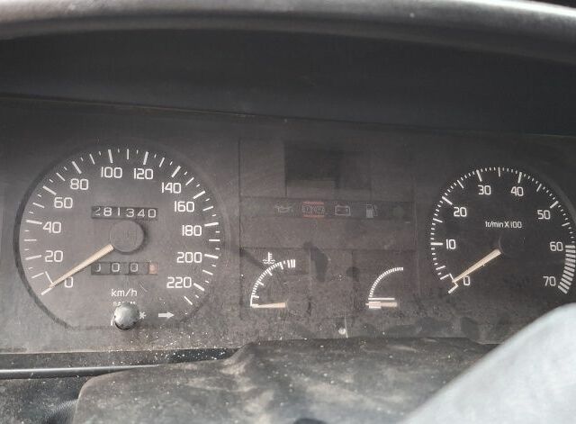 Красный Рено 19, объемом двигателя 1.8 л и пробегом 282 тыс. км за 850 $, фото 14 на Automoto.ua