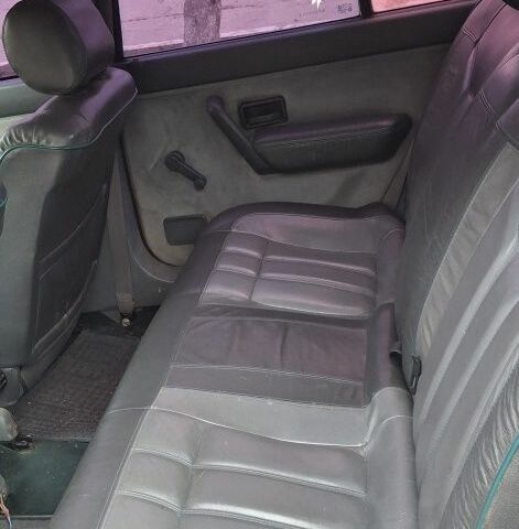 Красный Рено 19, объемом двигателя 1.8 л и пробегом 282 тыс. км за 850 $, фото 10 на Automoto.ua