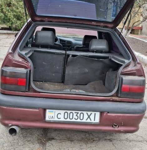 Красный Рено 19, объемом двигателя 1.8 л и пробегом 282 тыс. км за 850 $, фото 7 на Automoto.ua