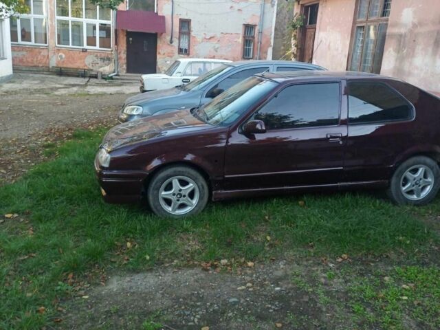 Красный Рено 19, объемом двигателя 7 л и пробегом 2 тыс. км за 2100 $, фото 1 на Automoto.ua