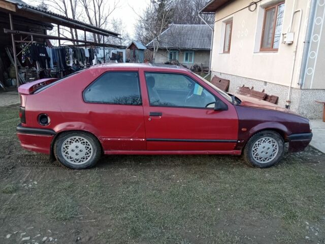 Червоний Рено 19, об'ємом двигуна 0 л та пробігом 200 тис. км за 1500 $, фото 4 на Automoto.ua