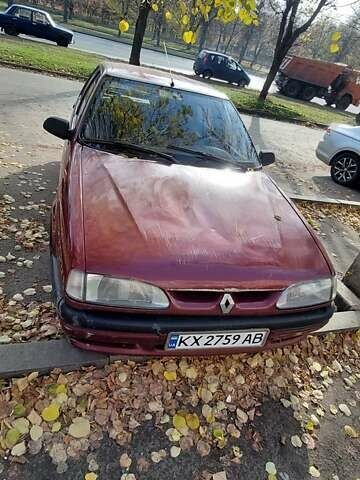 Красный Рено 19, объемом двигателя 1.4 л и пробегом 235 тыс. км за 900 $, фото 5 на Automoto.ua
