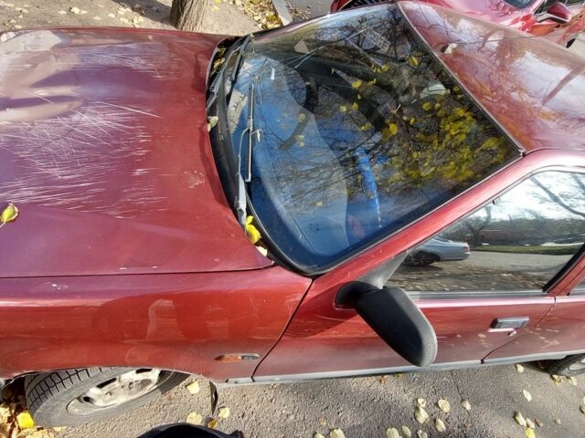 Красный Рено 19, объемом двигателя 1.4 л и пробегом 235 тыс. км за 900 $, фото 4 на Automoto.ua