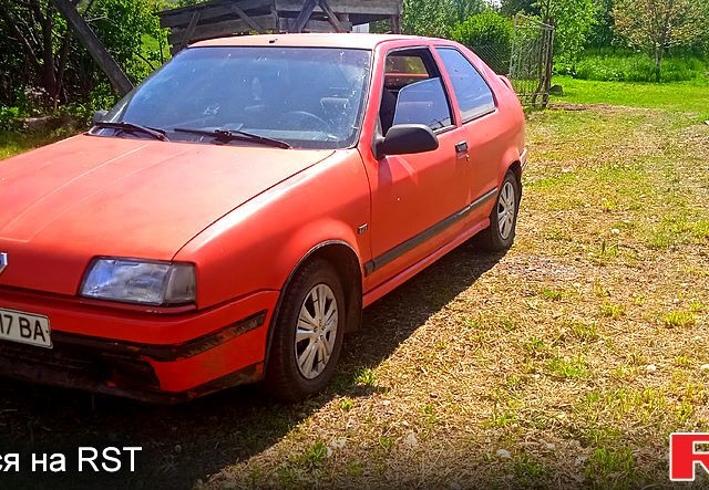 Червоний Рено 19, об'ємом двигуна 1.7 л та пробігом 65 тис. км за 600 $, фото 1 на Automoto.ua