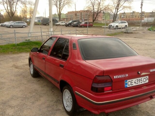 Красный Рено 19, объемом двигателя 1.7 л и пробегом 1 тыс. км за 1150 $, фото 6 на Automoto.ua
