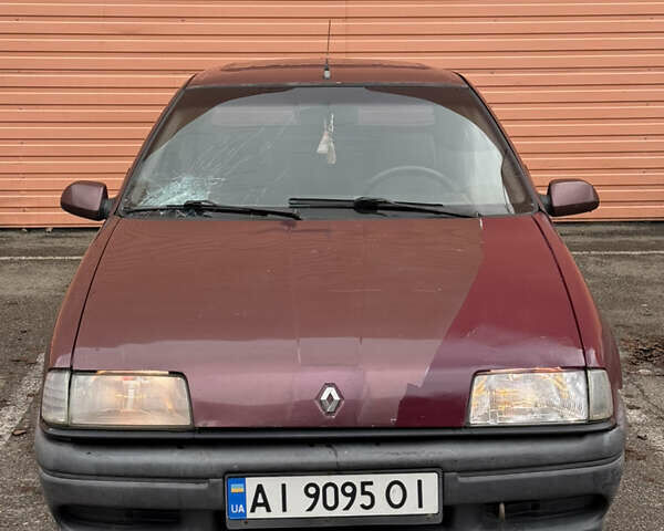 Красный Рено 19, объемом двигателя 1.72 л и пробегом 300 тыс. км за 1000 $, фото 1 на Automoto.ua