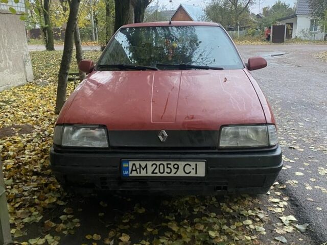Красный Рено 19, объемом двигателя 1.8 л и пробегом 1000 тыс. км за 478 $, фото 1 на Automoto.ua