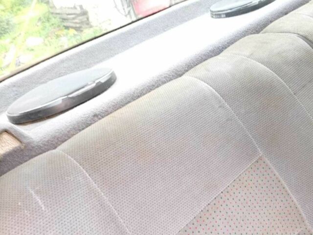 Червоний Рено 19, об'ємом двигуна 1.4 л та пробігом 300 тис. км за 700 $, фото 5 на Automoto.ua