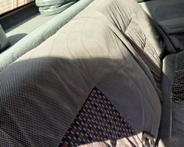 Красный Рено 19, объемом двигателя 1.8 л и пробегом 363 тыс. км за 900 $, фото 6 на Automoto.ua