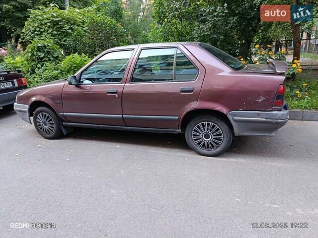 Красный Рено 19, объемом двигателя 1.4 л и пробегом 242 тыс. км за 1100 $, фото 10 на Automoto.ua