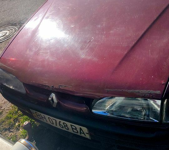 Червоний Рено 19, об'ємом двигуна 1.3 л та пробігом 150 тис. км за 800 $, фото 3 на Automoto.ua