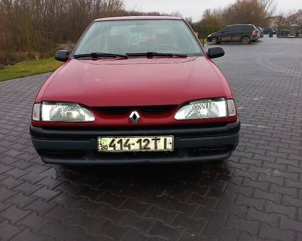 Красный Рено 19, объемом двигателя 1.9 л и пробегом 262 тыс. км за 1550 $, фото 2 на Automoto.ua