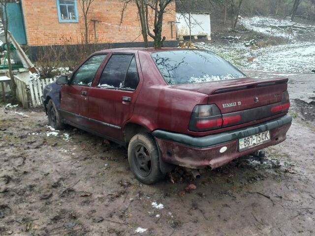 Червоний Рено 19, об'ємом двигуна 2 л та пробігом 3 тис. км за 600 $, фото 5 на Automoto.ua