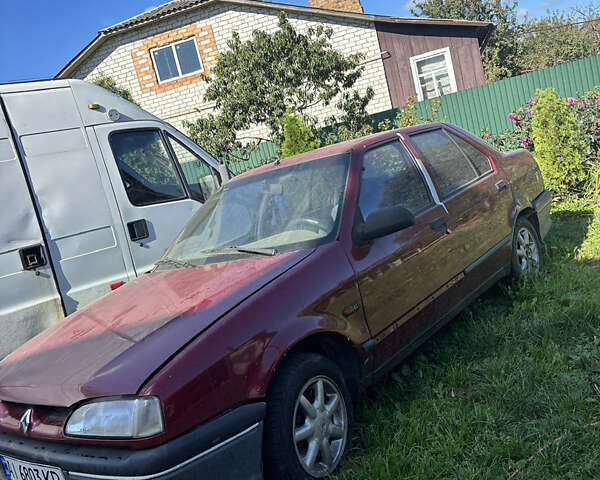 Красный Рено 19, объемом двигателя 1.4 л и пробегом 200 тыс. км за 850 $, фото 1 на Automoto.ua