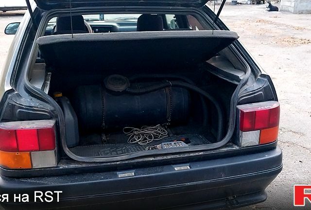 Рено 19, объемом двигателя 1.7 л и пробегом 300 тыс. км за 950 $, фото 4 на Automoto.ua