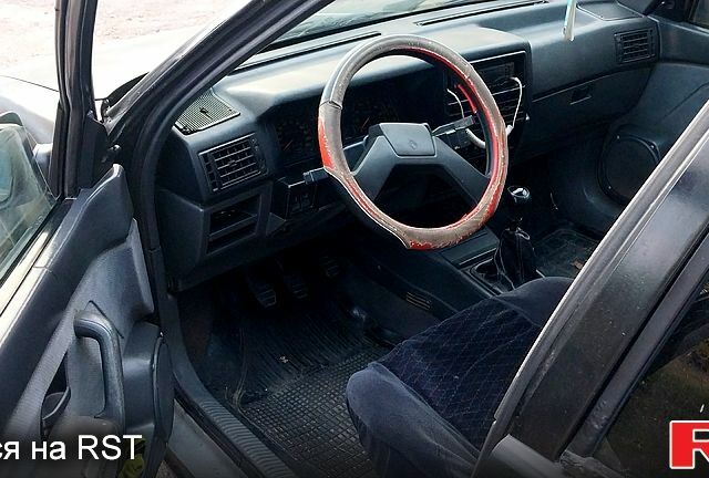 Рено 19, объемом двигателя 1.7 л и пробегом 300 тыс. км за 950 $, фото 8 на Automoto.ua
