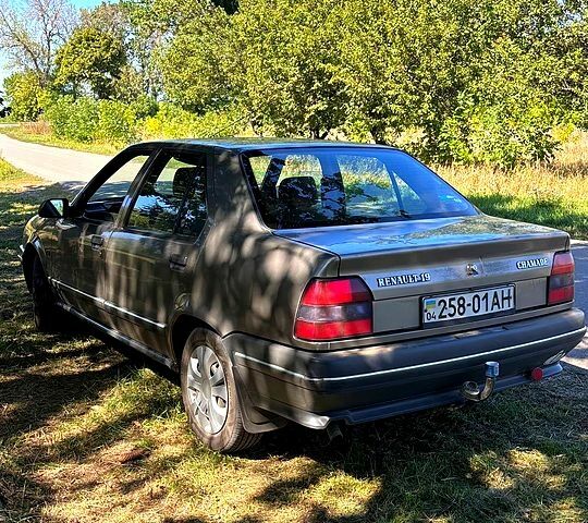 Рено 19, объемом двигателя 1.6 л и пробегом 123 тыс. км за 1300 $, фото 2 на Automoto.ua