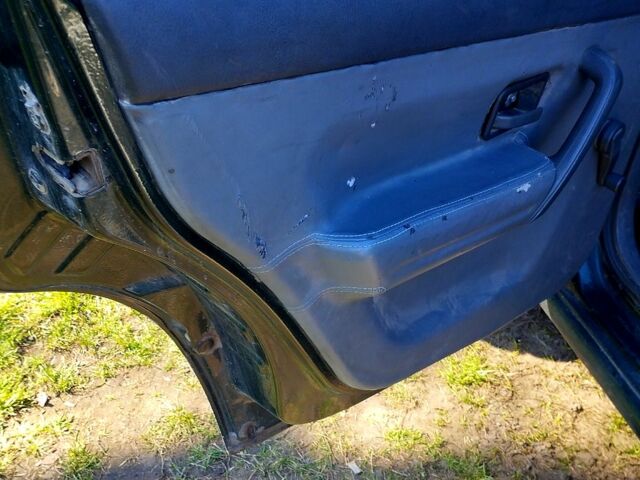 Рено 19, об'ємом двигуна 1.8 л та пробігом 0 тис. км за 700 $, фото 4 на Automoto.ua