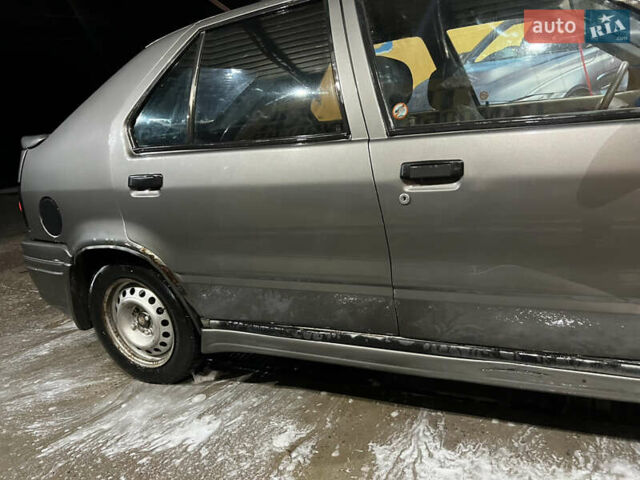 Сірий Рено 19, об'ємом двигуна 1.7 л та пробігом 62 тис. км за 1200 $, фото 7 на Automoto.ua