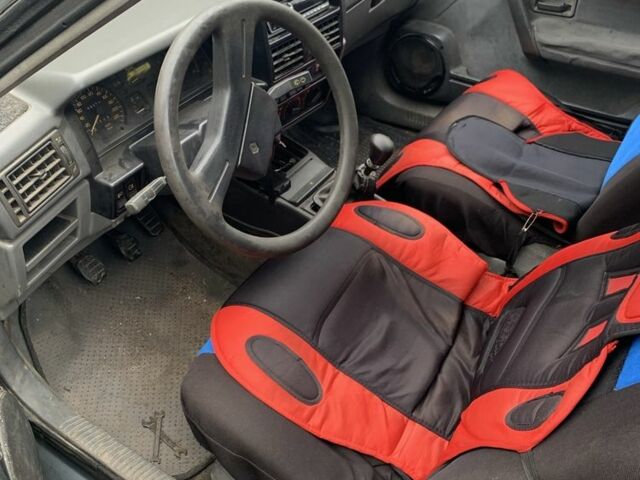 Рено 19 1990 у Кропивницькому (Кіровограді) на Automoto.ua Сірий Рено 19, об'ємом двигуна 1.7 л та пробігом 1 тис. км за 642 $, фото 1 на Automoto.ua