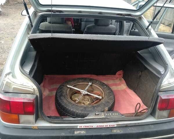 Серый Рено 19, объемом двигателя 1.4 л и пробегом 280 тыс. км за 1500 $, фото 8 на Automoto.ua