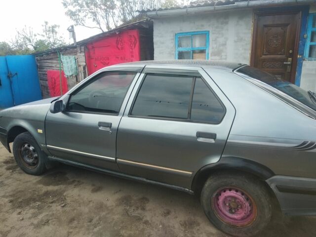 Рено 19 1991 в Чернигове на Automoto.ua Серый Рено 19, объемом двигателя 0 л и пробегом 1 тыс. км за 594 $, фото 4 на Automoto.ua