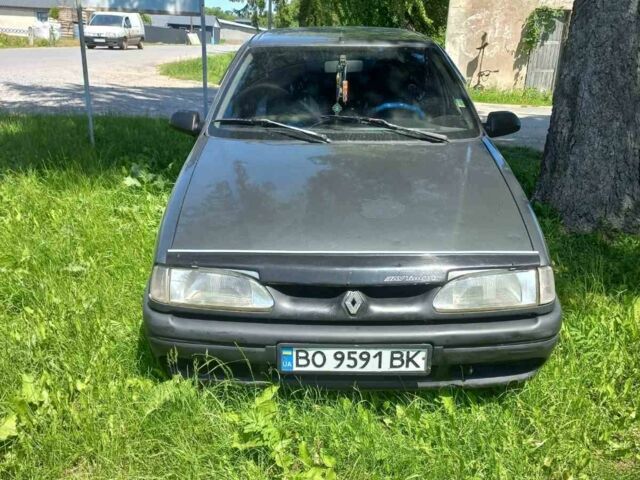 Сірий Рено 19, об'ємом двигуна 1.7 л та пробігом 175 тис. км за 950 $, фото 6 на Automoto.ua
