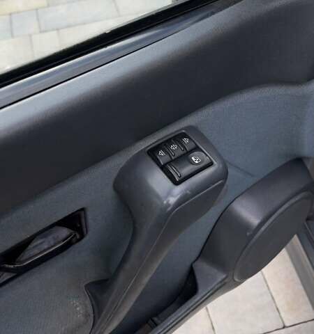 Сірий Рено 19, об'ємом двигуна 1.8 л та пробігом 338 тис. км за 1200 $, фото 2 на Automoto.ua