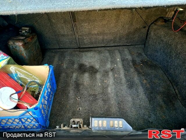 Серый Рено 19, объемом двигателя 14 л и пробегом 0 тыс. км за 1200 $, фото 4 на Automoto.ua