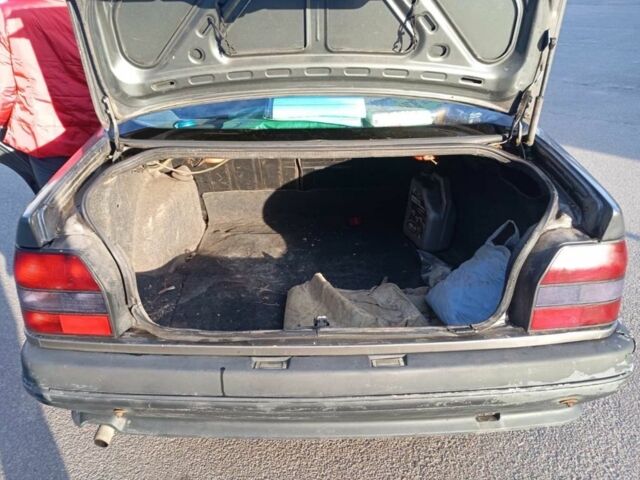 Сірий Рено 19, об'ємом двигуна 1.4 л та пробігом 388 тис. км за 736 $, фото 6 на Automoto.ua