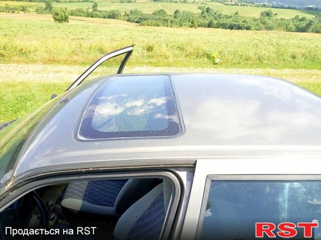 Сірий Рено 19, об'ємом двигуна 1.7 л та пробігом 100 тис. км за 750 $, фото 10 на Automoto.ua