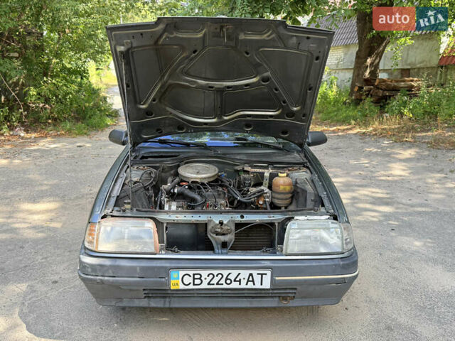 Сірий Рено 19, об'ємом двигуна 1.4 л та пробігом 490 тис. км за 750 $, фото 16 на Automoto.ua