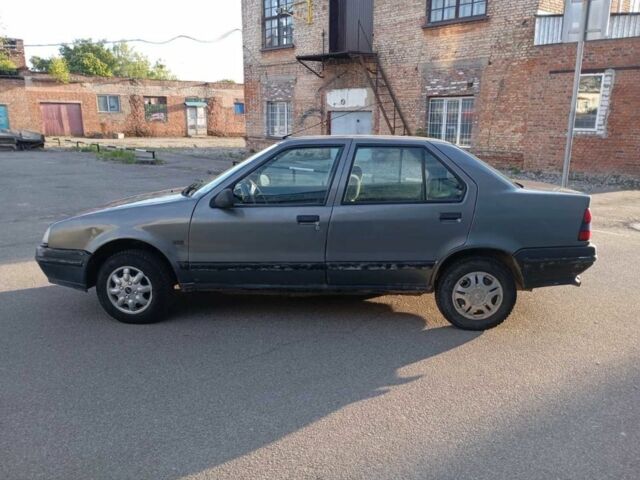 Сірий Рено 19, об'ємом двигуна 1.4 л та пробігом 388 тис. км за 736 $, фото 1 на Automoto.ua