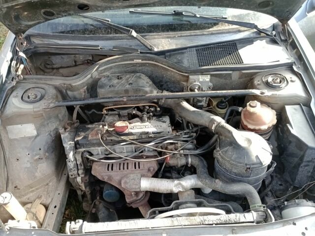 Сірий Рено 19, об'ємом двигуна 1.4 л та пробігом 298 тис. км за 250 $, фото 6 на Automoto.ua