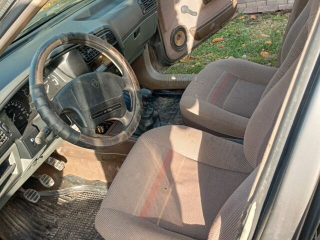 Сірий Рено 19, об'ємом двигуна 1.4 л та пробігом 298 тис. км за 250 $, фото 7 на Automoto.ua