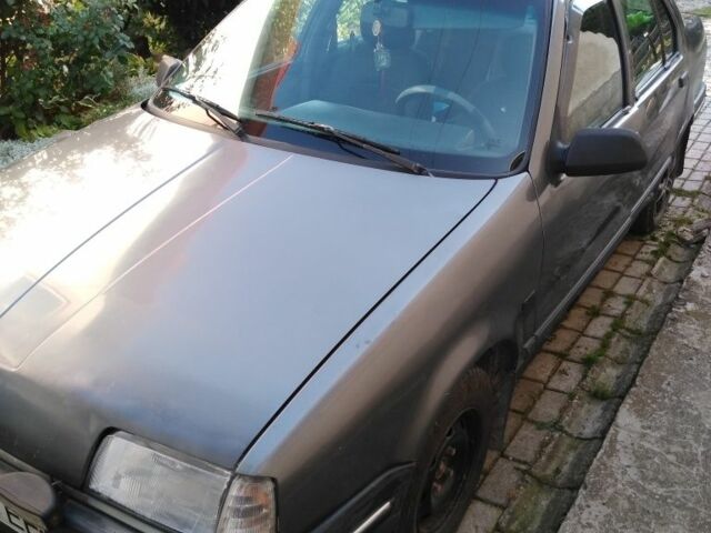 Серый Рено 19, объемом двигателя 1.7 л и пробегом 1000 тыс. км за 999 $, фото 1 на Automoto.ua